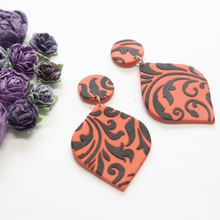 Load image into Gallery viewer, Orange Tribal
